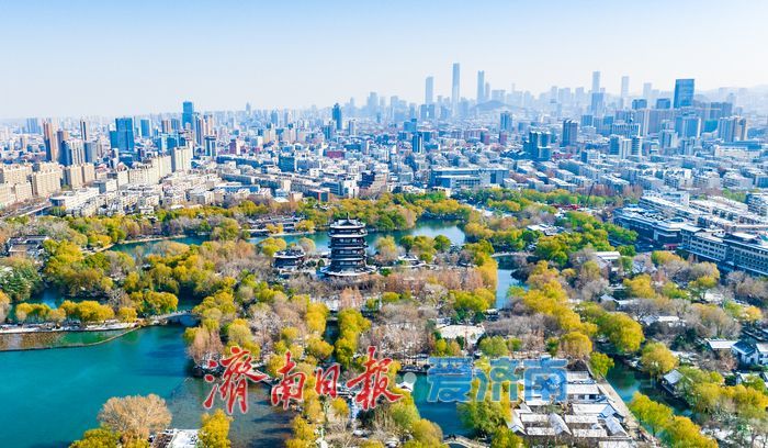 雪霁泉城!大明湖变身冬日画卷引客来