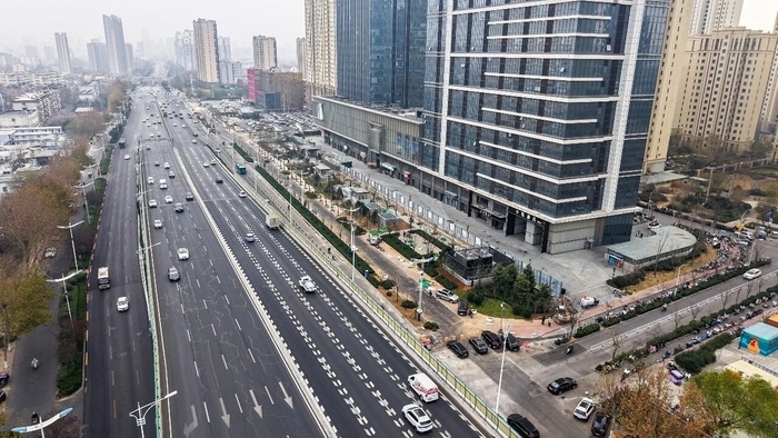 露出“真容”!济南地铁4、8号线及6号线东段站点陆续拆除围挡