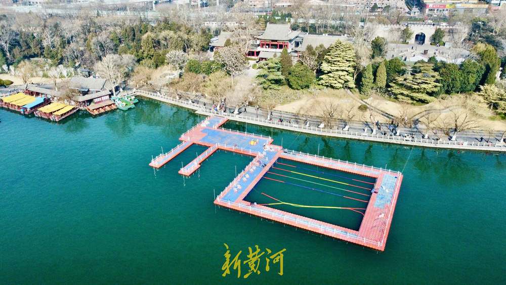 国际冬泳赛本周末济南开赛 大明湖“泳池”已搭建就绪